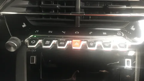 PEUGEOT 2008 1.2 PureTech 130 GT