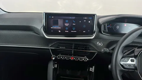 PEUGEOT 208 1.2 PureTech 100 Allure