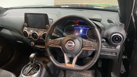 NISSAN JUKE 1.6 Hybrid N-Connecta Auto