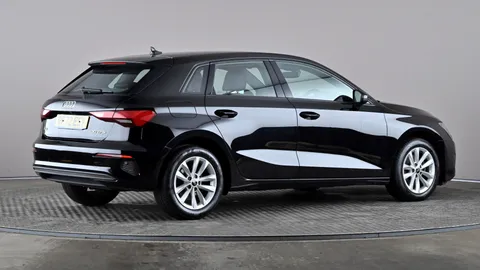 AUDI A3 30 TFSI Technik