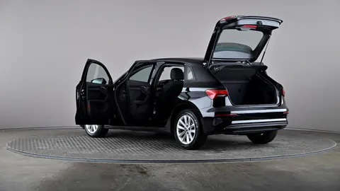 AUDI A3 30 TFSI Technik