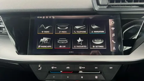 AUDI A3 30 TFSI Technik