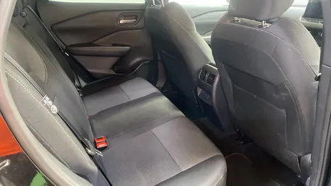 NISSAN QASHQAI 1.3 DiG-T MH N-Connecta