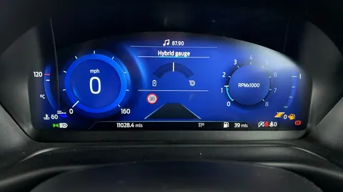 FORD PUMA 1.0 EcoBoost Hybrid mHEV ST-Line X