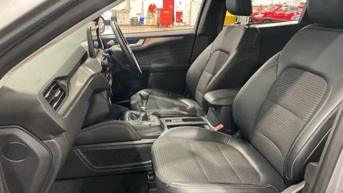 FORD KUGA 1.5 EcoBoost 150 Titanium Edition