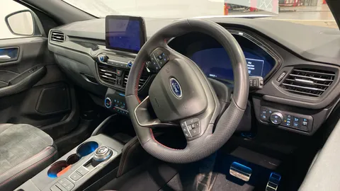 FORD KUGA 2.5 PHEV ST-Line X Edition CVT