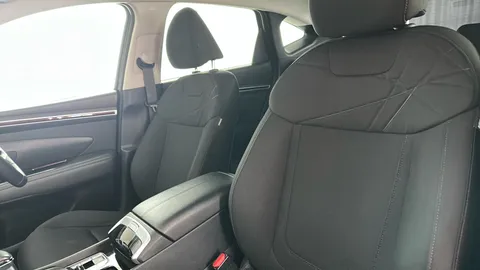 HYUNDAI TUCSON 1.6 TGDi 48V MHD SE Connect 2WD DCT