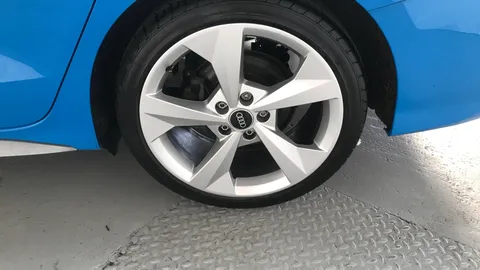 AUDI A3 35 TFSI S Line