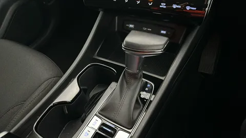 HYUNDAI TUCSON 1.6 TGDi 48V MHD SE Connect 2WD DCT