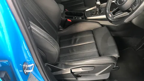 AUDI A3 35 TFSI S Line