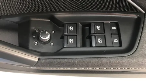 AUDI A3 35 TFSI S Line