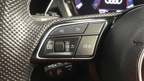 AUDI A3 35 TFSI S Line