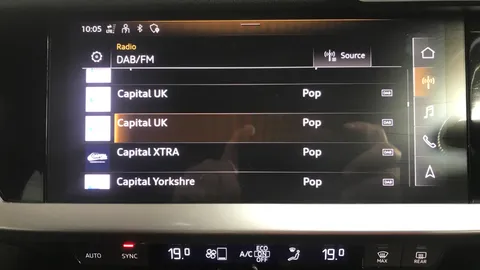 AUDI A3 35 TFSI S Line