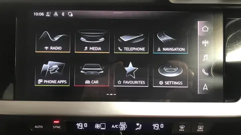 AUDI A3 35 TFSI S Line