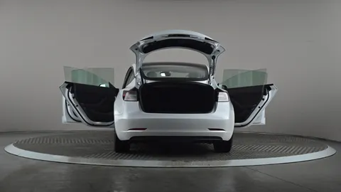 TESLA MODEL 3 Long Range AWD Auto