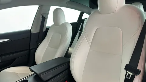 TESLA MODEL 3 Long Range AWD Auto
