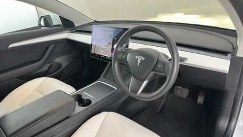 TESLA MODEL 3 Long Range AWD Auto