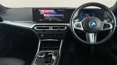 BMW 3 SERIES 330e M Sport Step Auto