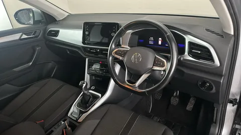 VOLKSWAGEN T-ROC 1.5 TSI Life