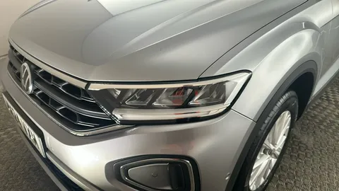 VOLKSWAGEN T-ROC 1.5 TSI Life