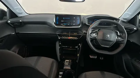 PEUGEOT 208 1.2 PureTech 100 Allure Premium + EAT8