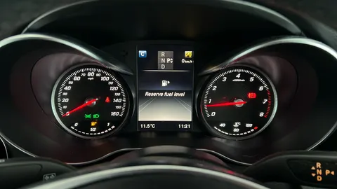 MERCEDES-BENZ C CLASS C200 AMG Line 9G-Tronic