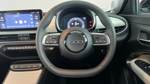 FIAT 600 115kW La Prima 54kWh Auto