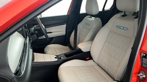 FIAT 600 115kW La Prima 54kWh Auto