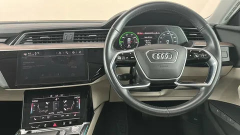 AUDI E-TRON 300kW 55 Quattro 95kWh Auto