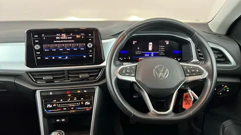 VOLKSWAGEN T-ROC 1.0 TSI Life