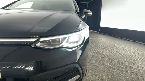 VOLKSWAGEN GOLF 1.5 eTSI Style DSG