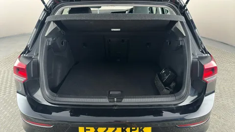 VOLKSWAGEN GOLF 1.5 eTSI Style DSG