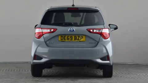 TOYOTA YARIS 1.5 Hybrid Excel CVT