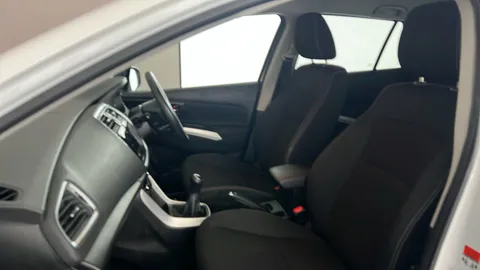 SUZUKI SX4 S-CROSS 1.0 Boosterjet SZ-T 5dr