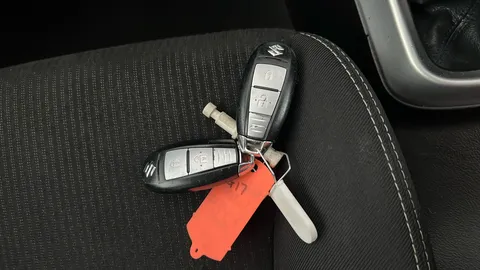 SUZUKI SX4 S-CROSS 1.0 Boosterjet SZ-T 5dr