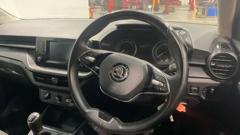 SKODA FABIA 1.0 MPI 80 SE Comfort