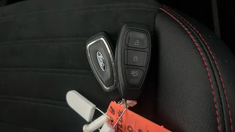 FORD KUGA 1.5 EcoBoost 150 ST-Line Edition