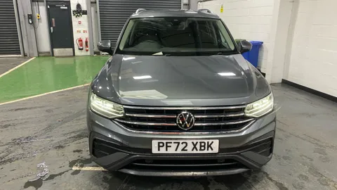 Volkswagen Tiguan Allspace 1.5 TSI Life DSG [7 Seats]