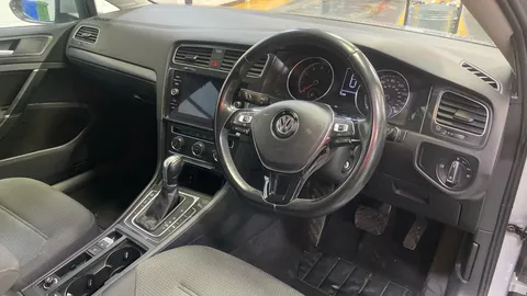 VOLKSWAGEN GOLF 1.5 TSI EVO SE [Nav] DSG