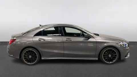 MERCEDES-BENZ CLA CLA 220d AMG Line Night Edition Tip Auto