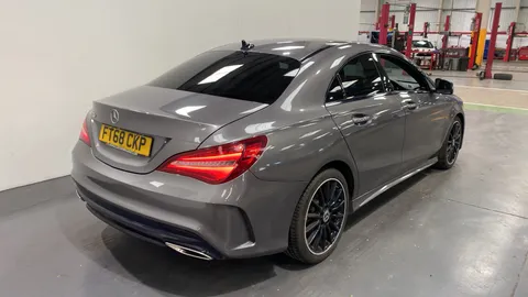 MERCEDES-BENZ CLA CLA 220d AMG Line Night Edition Tip Auto