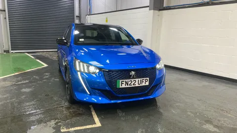 PEUGEOT 208 100kW GT Premium 50kWh Auto
