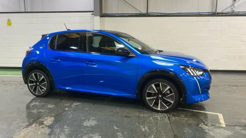 PEUGEOT 208 100kW GT Premium 50kWh Auto