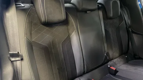 PEUGEOT 208 100kW GT Premium 50kWh Auto