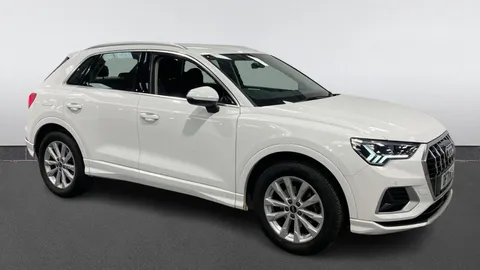 AUDI Q3 35 TFSI Sport