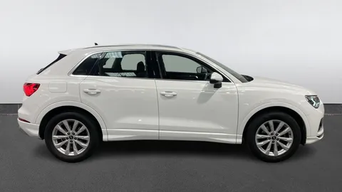 AUDI Q3 35 TFSI Sport