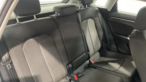 AUDI Q3 35 TFSI Sport