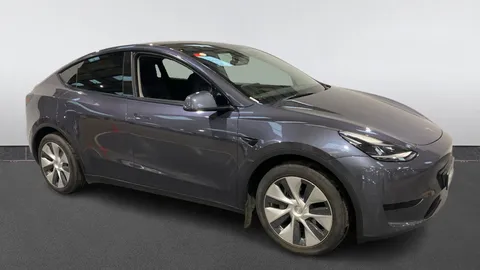TESLA MODEL Y RWD Auto