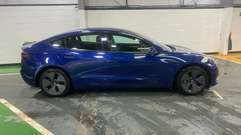 TESLA MODEL 3 RWD Auto
