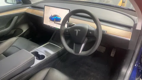 TESLA MODEL 3 RWD Auto